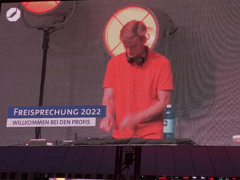 2022 09 freisprechung 4s