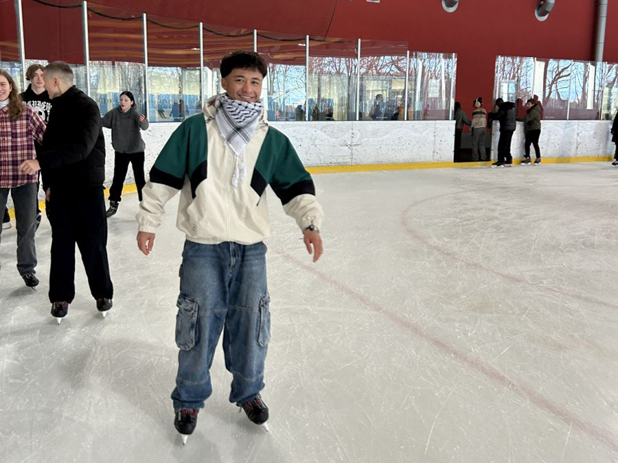 2024 12 eissporthalle 2s