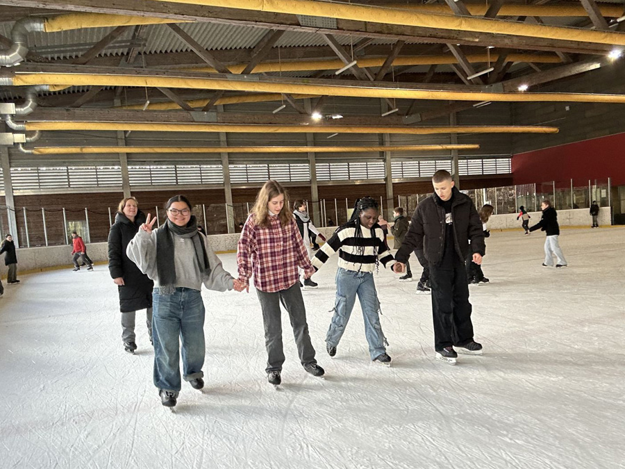 2024 12 eissporthalle 4s